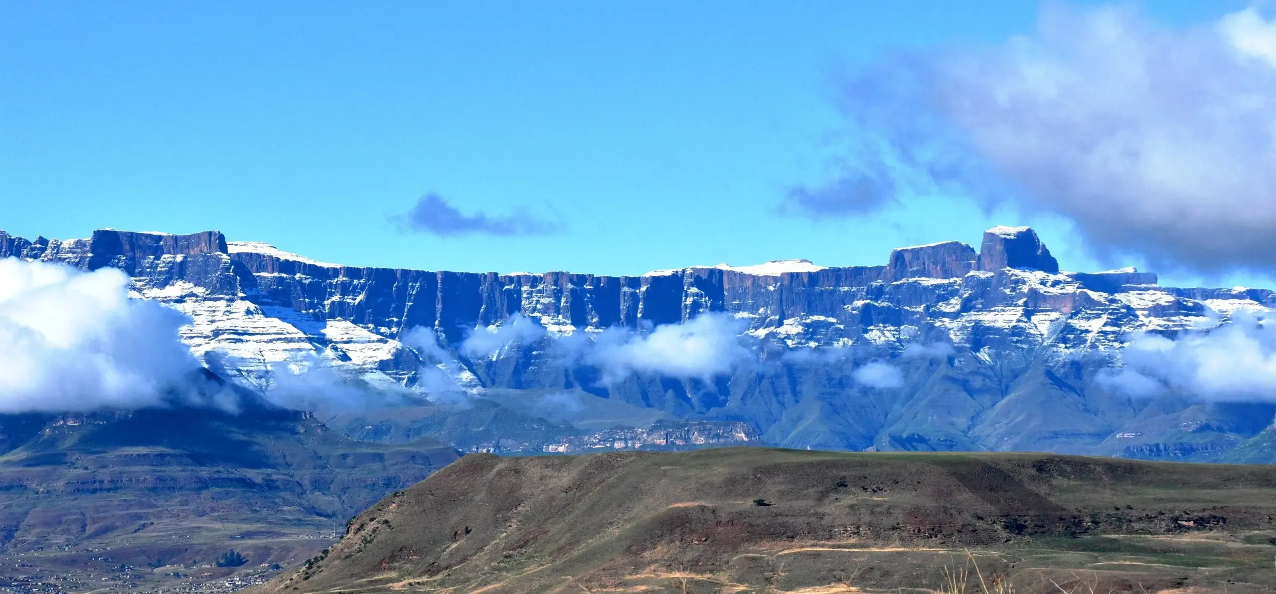 The Drakensberg Amphitheatre seen from the Berghouse estate