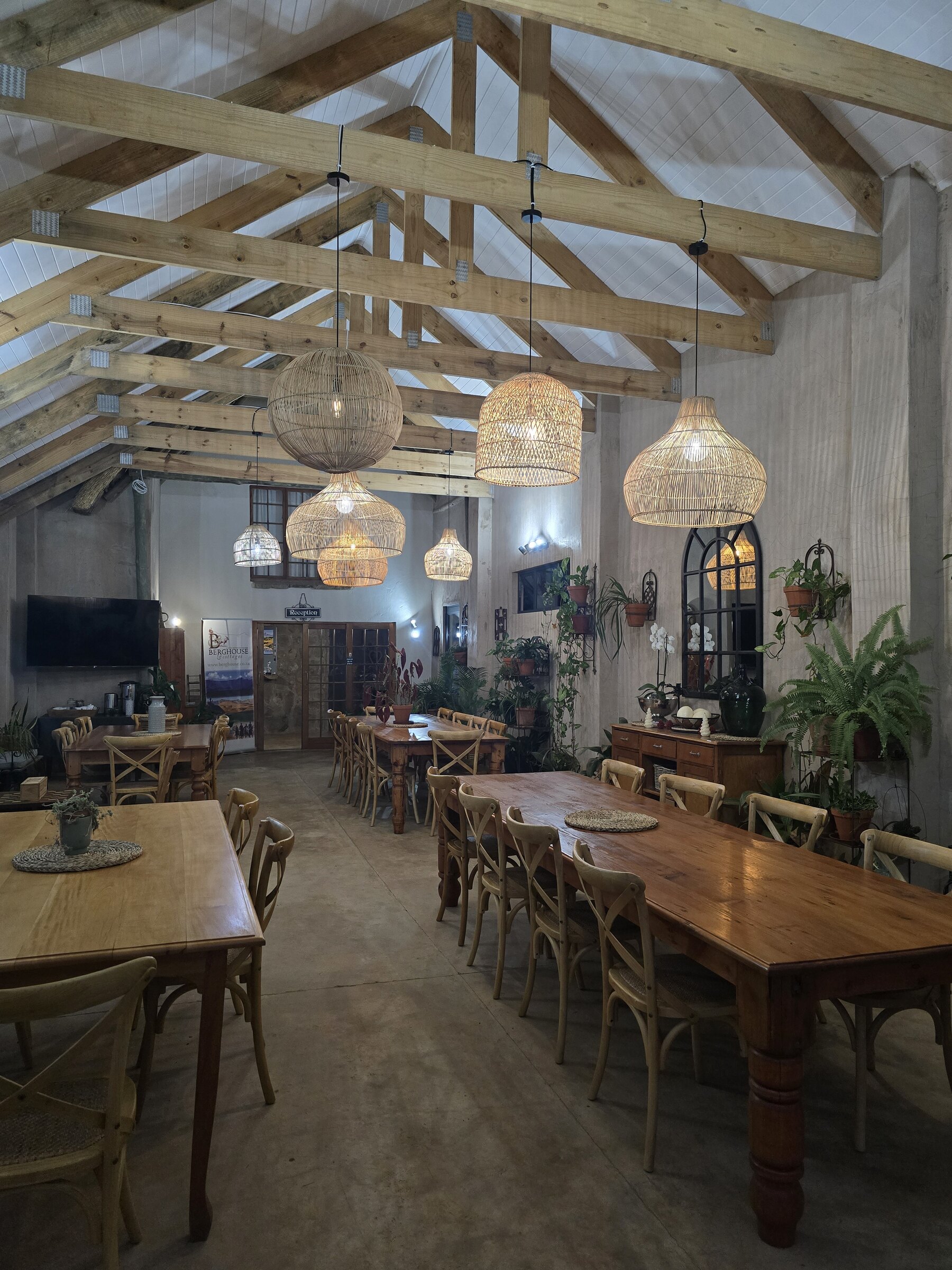 Dining experience at Berghouse & Cottages