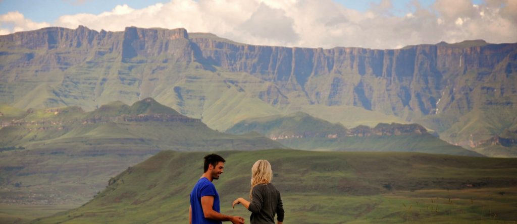 Guests enjoying the Northern Drakensberg setting at Berghouse & Cottages